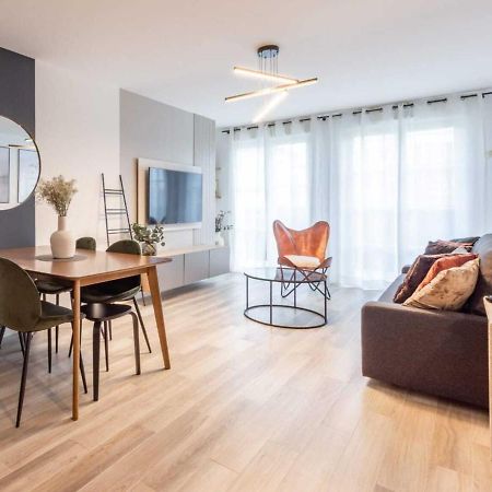Le Celeste By Plaza Serris Exterior foto